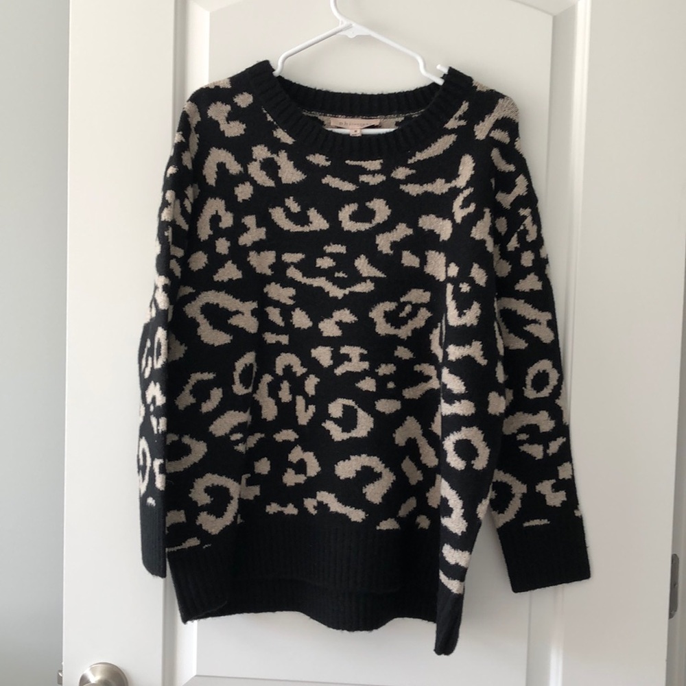 Leopard print sweater
